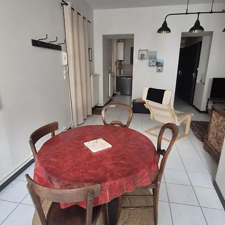 Calme Pet-friendly - 3 Pers. - Fr-1-879-40 Appartamento Rochefort (Charente-Maritime)