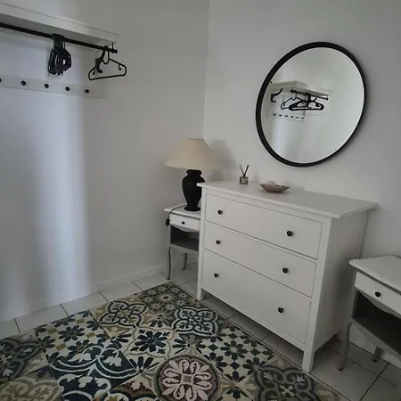 Calme Pet-friendly - 3 Pers. - Fr-1-879-40 Rochefort (Charente-Maritime)
